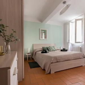 Apartment Casa Assenzio, Florence